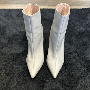 Steve Madden Halena Grey Pointed Heel Ankle Boot Size 9 🌺